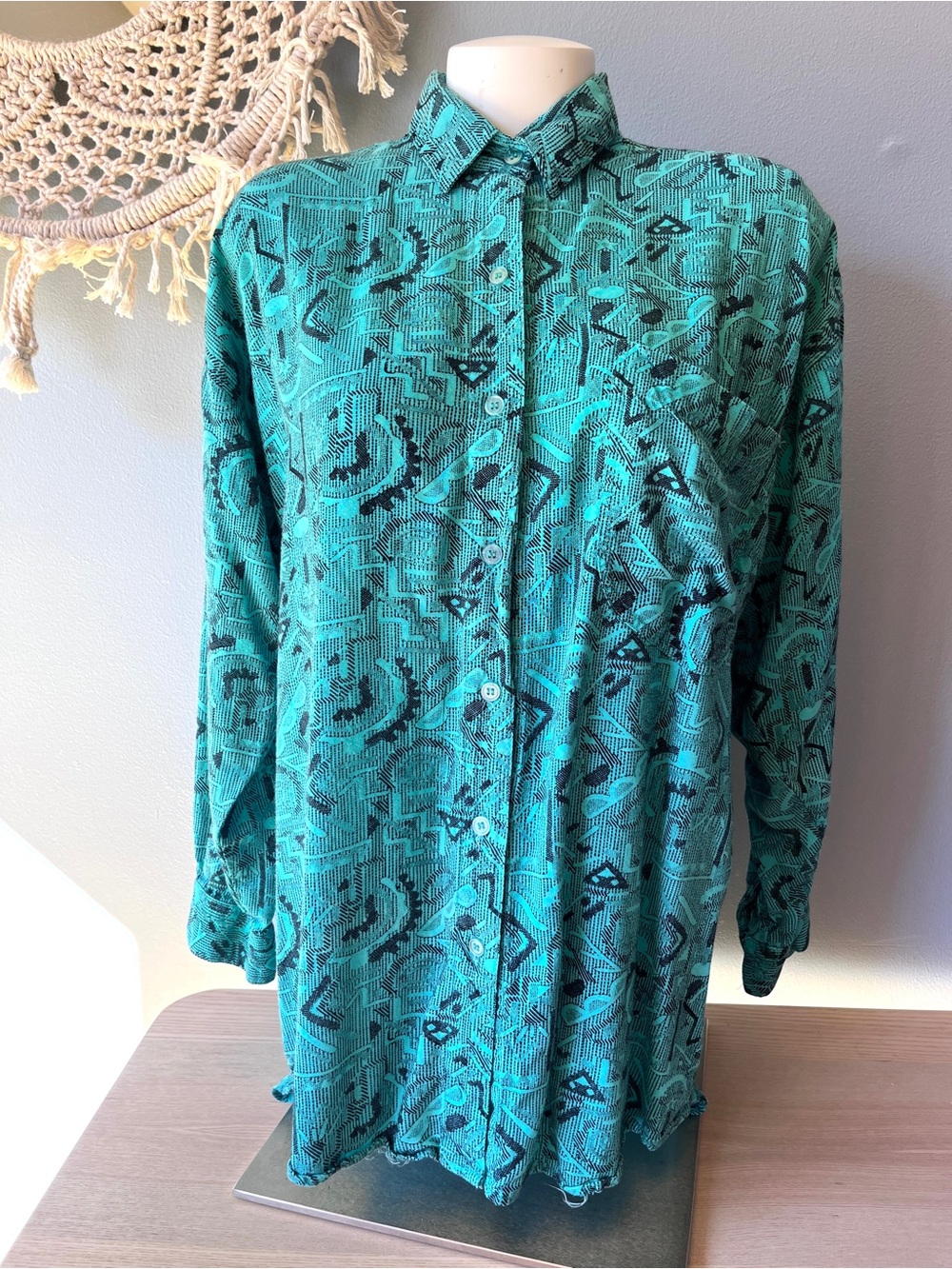 Vintage 90s Abstract Graphic Rayon Buttondown Shirt Teal Black M